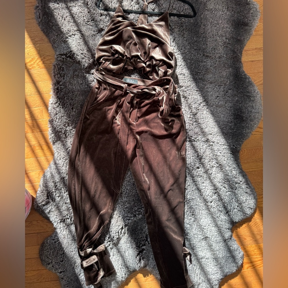 Brown velour set